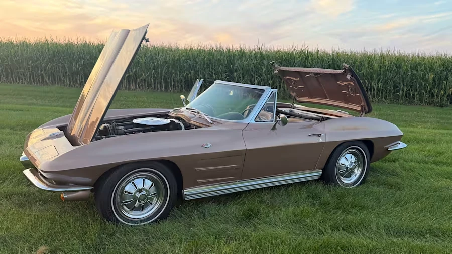 1964 Chevrolet Corvette C2 - Image 15 of 31