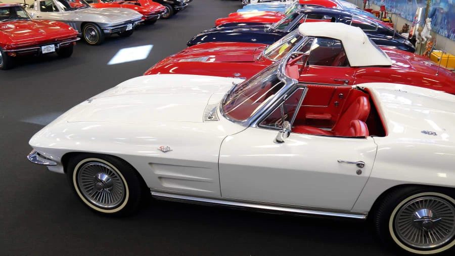 1964 Chevrolet Corvette C2 - Image 17 of 19