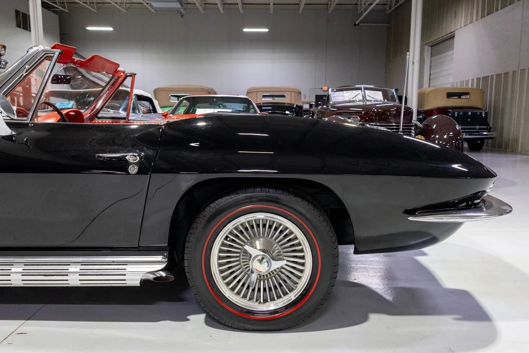 1964 Chevrolet Corvette C2 - Image 24 of 31