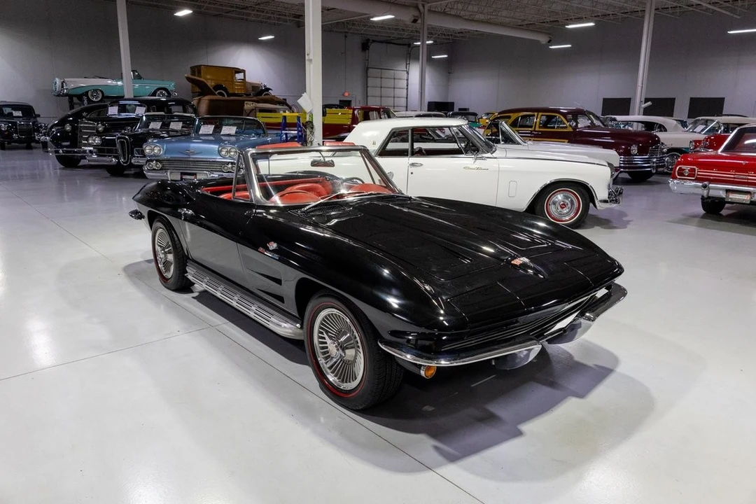 1964 Chevrolet Corvette C2 - Image 16 of 31