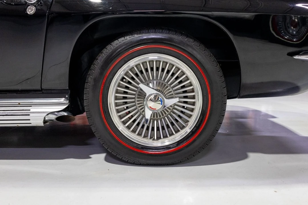 1964 Chevrolet Corvette C2 - Image 25 of 31