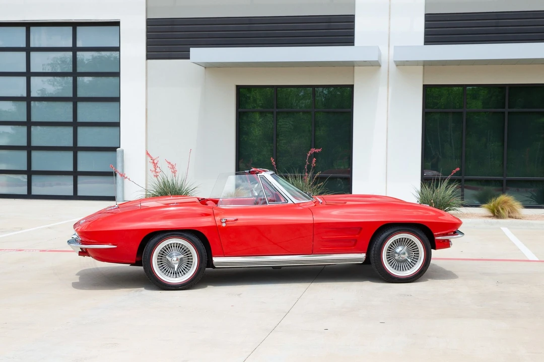 1964 Chevrolet Corvette C2 - Image 11 of 21
