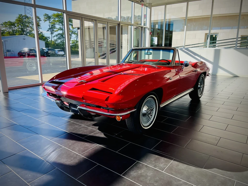 1964 Chevrolet Corvette C2 - Image 3 of 31