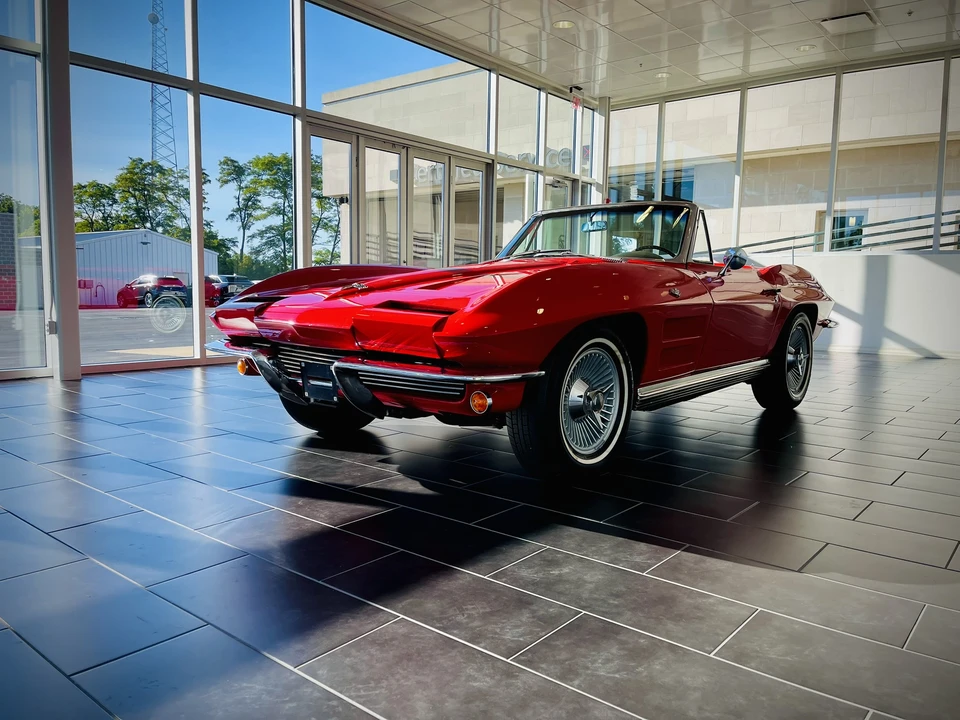 1964 Chevrolet Corvette C2 - Image 4 of 31