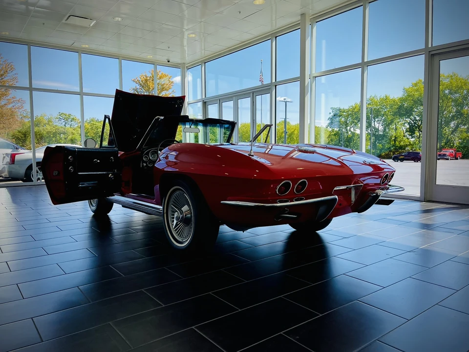 1964 Chevrolet Corvette C2 - Image 23 of 31