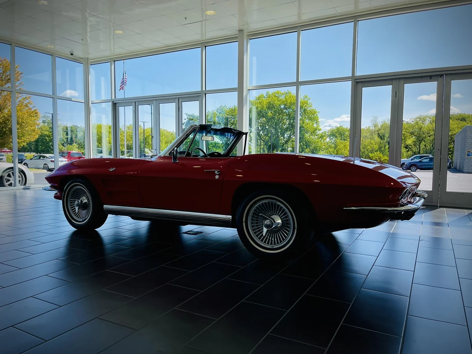 1964 Chevrolet Corvette C2 - Image 15 of 31