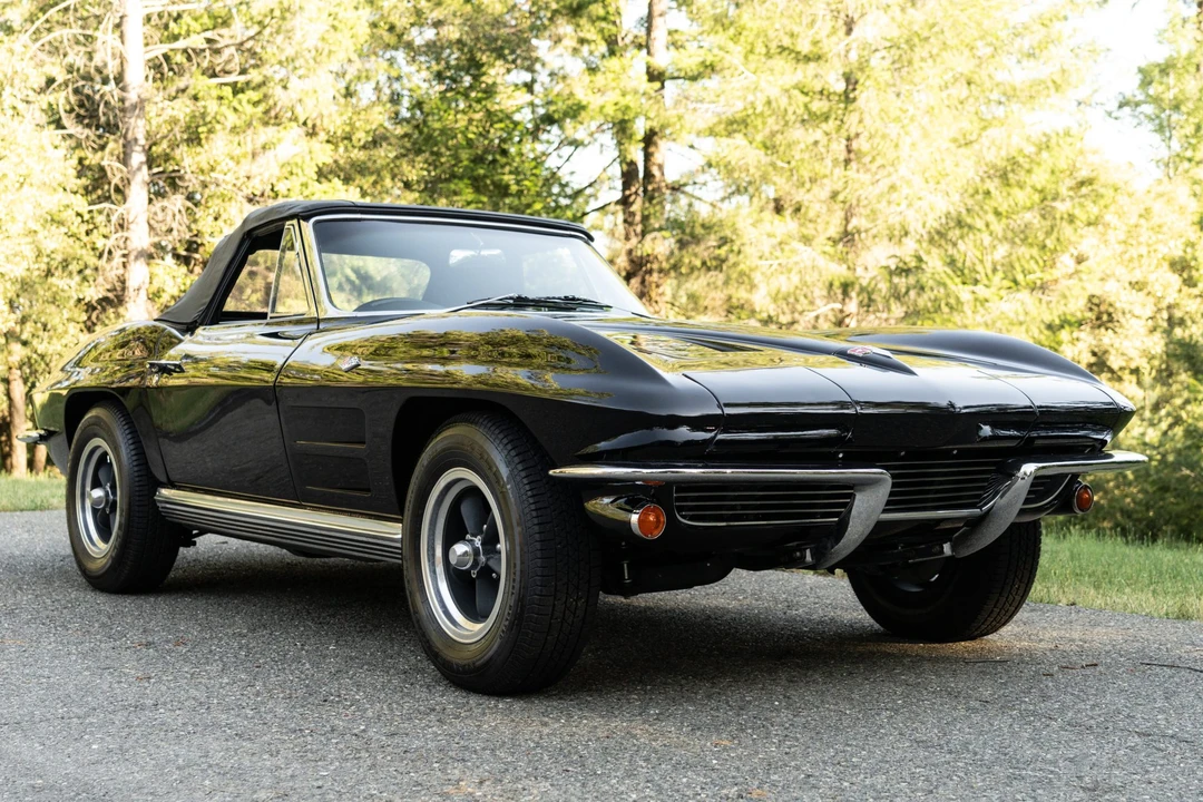 1964 Chevrolet Corvette C2 - Image 19 of 31