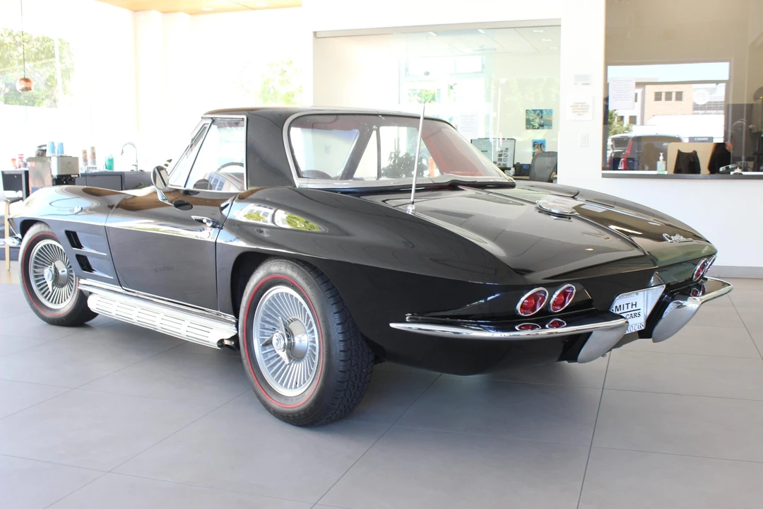 1964 Chevrolet Corvette C2 - Image 19 of 31