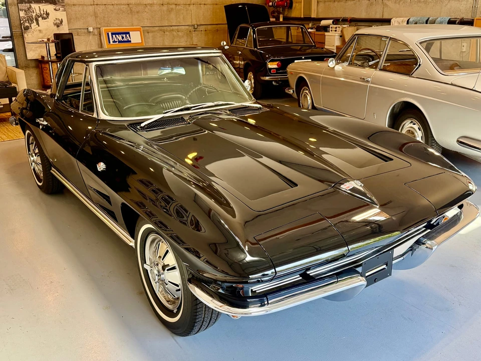 1964 Chevrolet Corvette C2 - Image 19 of 31