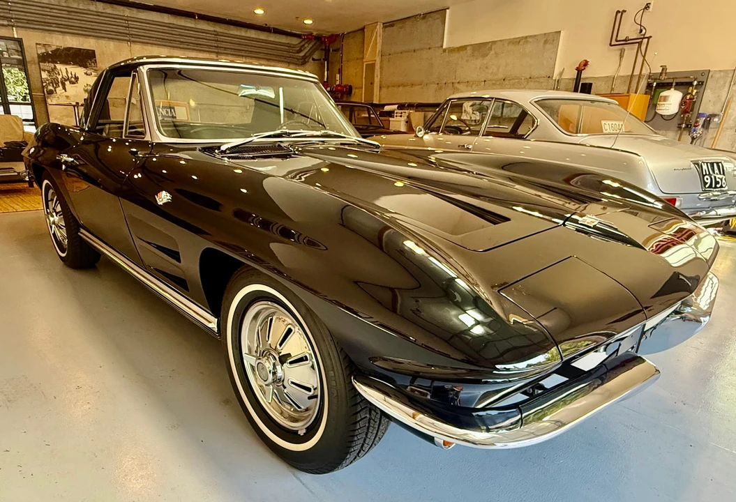 1964 Chevrolet Corvette C2 - Image 21 of 31
