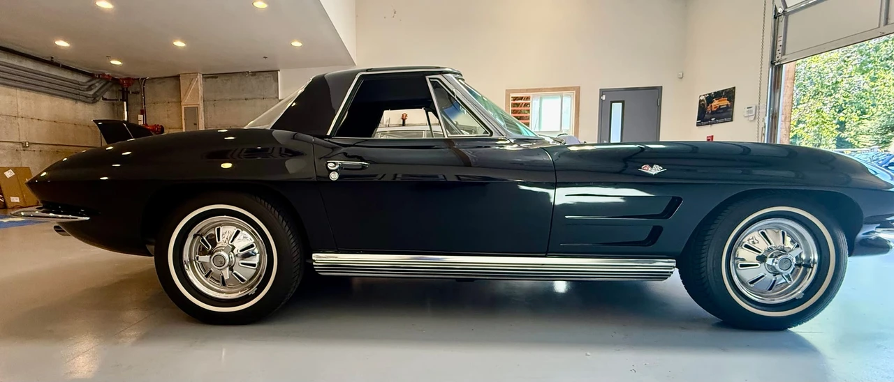 1964 Chevrolet Corvette C2 - Image 23 of 31