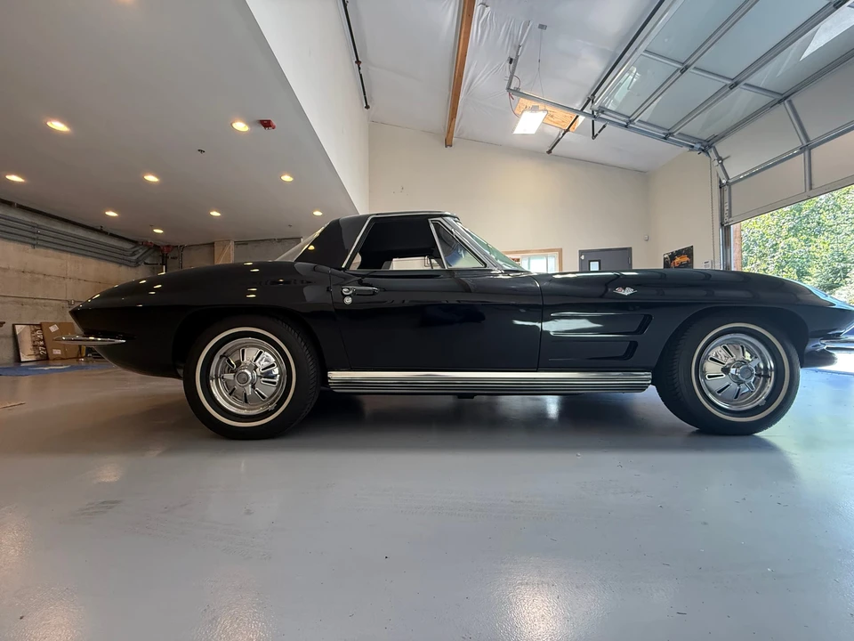 1964 Chevrolet Corvette C2 - Image 25 of 31