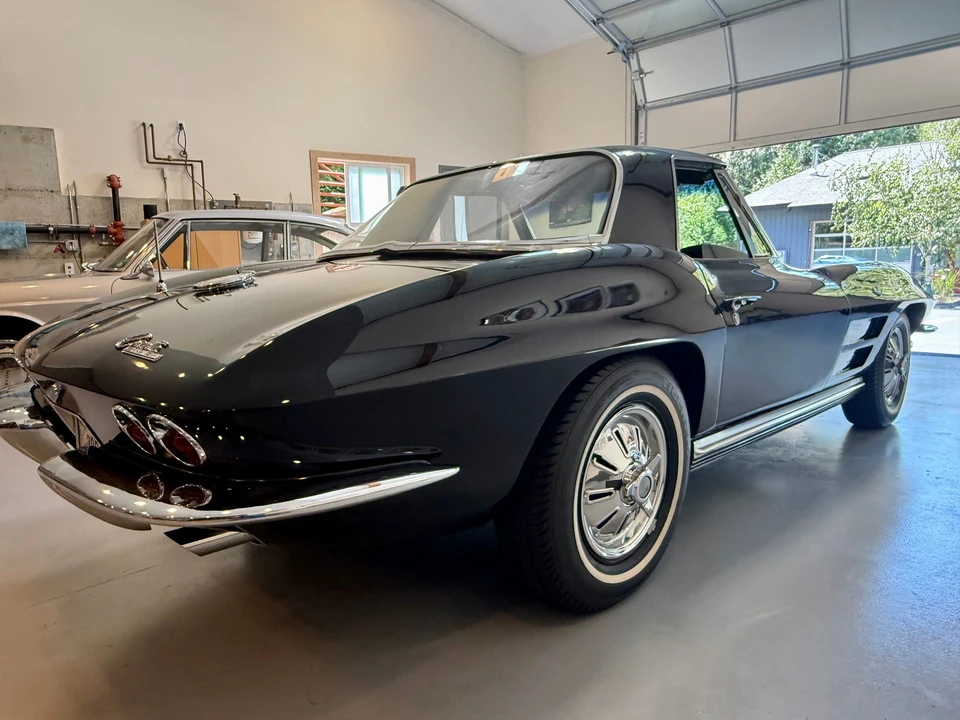 1964 Chevrolet Corvette C2 - Image 26 of 31