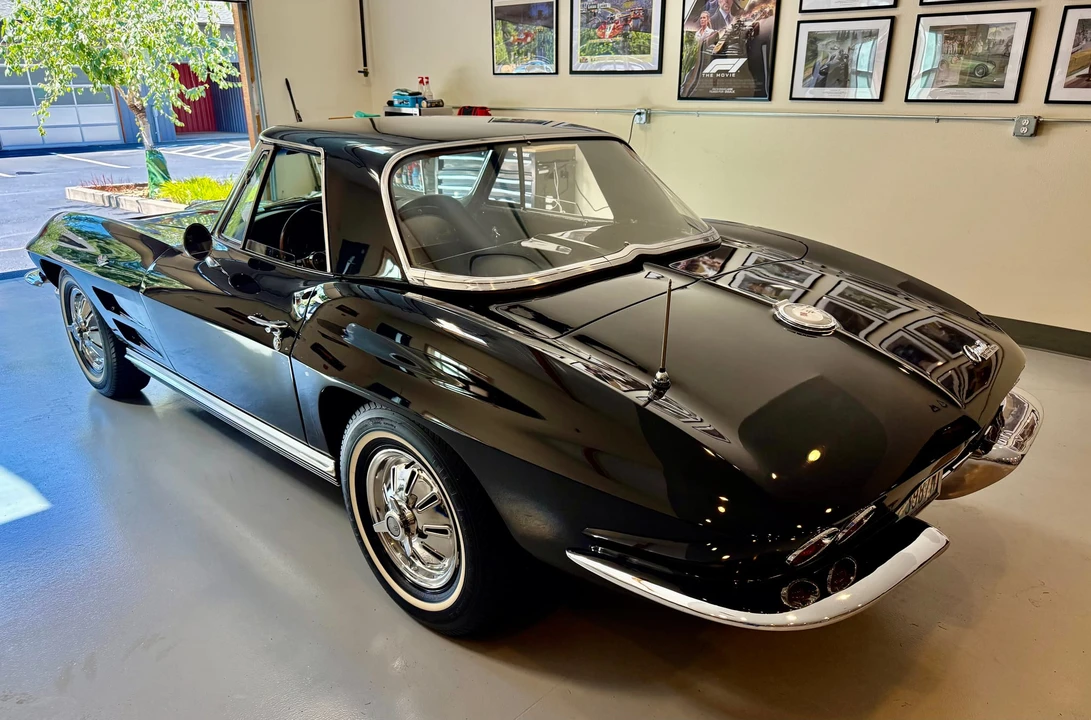 1964 Chevrolet Corvette C2 - Image 29 of 31