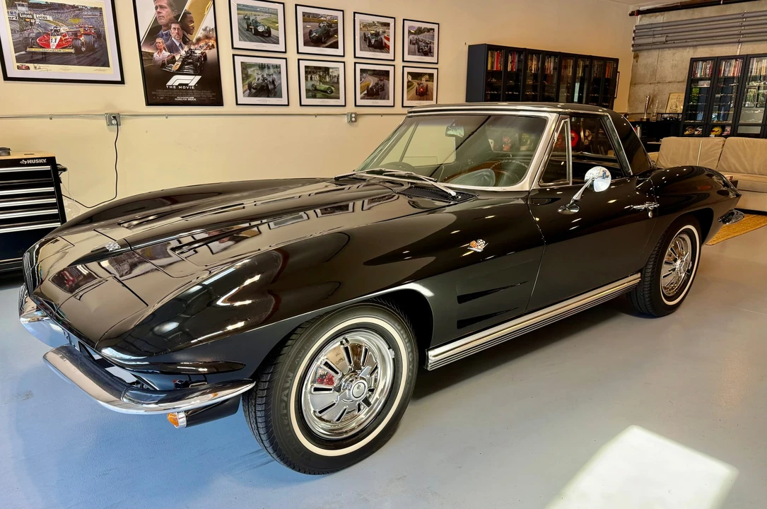 1964 Chevrolet Corvette C2 - Image 11 of 31