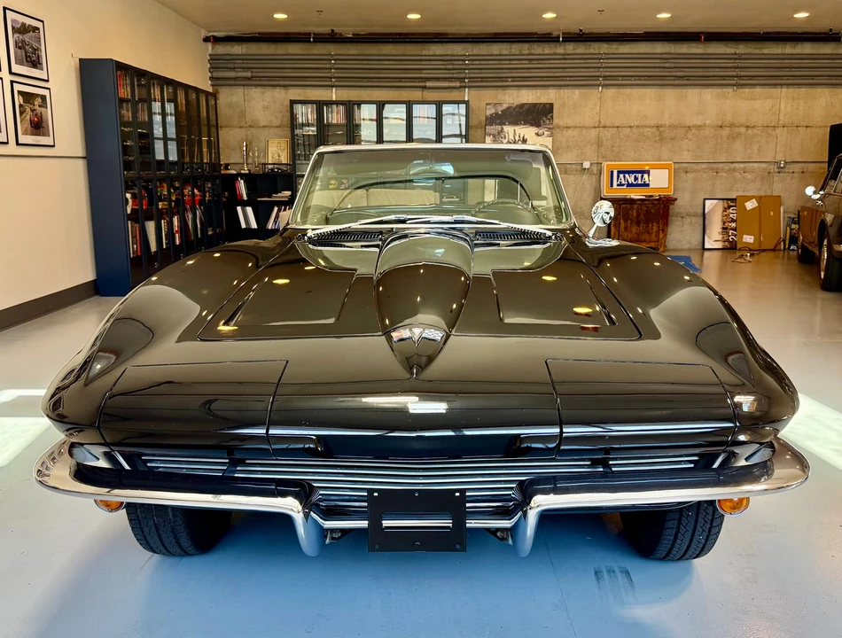 1964 Chevrolet Corvette C2 - Image 4 of 31