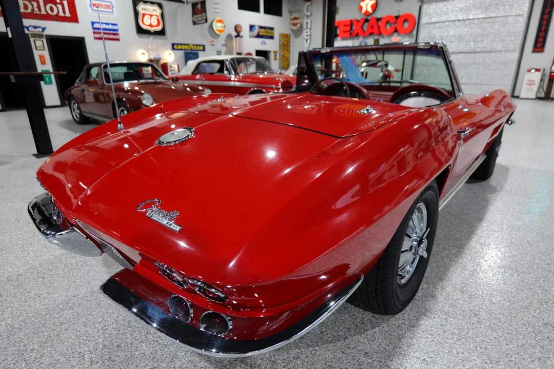 1964 Chevrolet Corvette C2 - Image 19 of 31