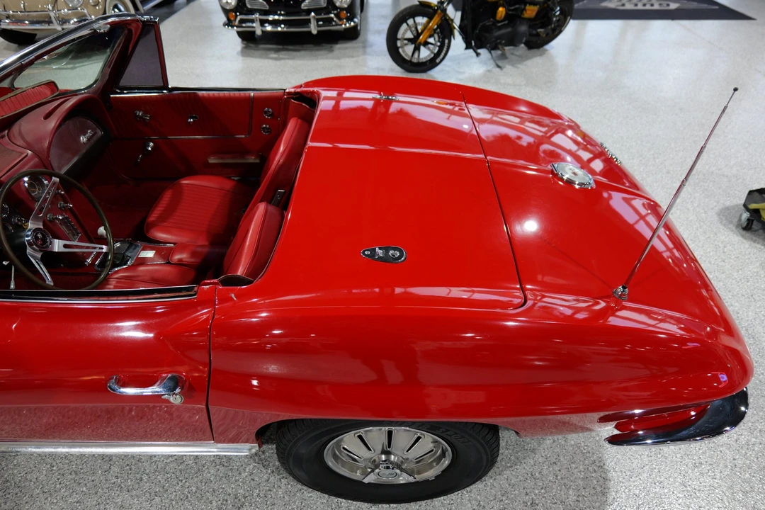 1964 Chevrolet Corvette C2 - Image 27 of 31