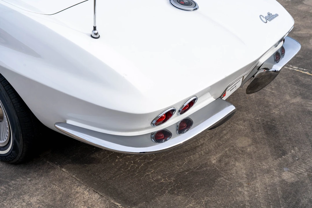 1964 Chevrolet Corvette C2 - Image 19 of 31