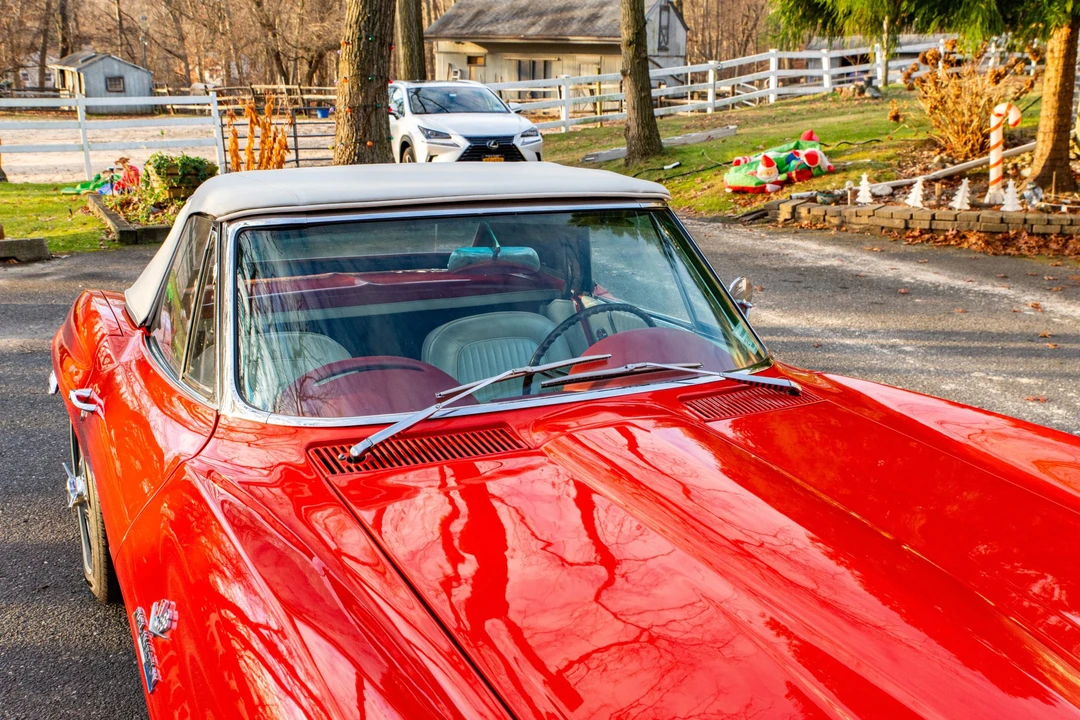 1964 Chevrolet Corvette C2 - Image 21 of 31