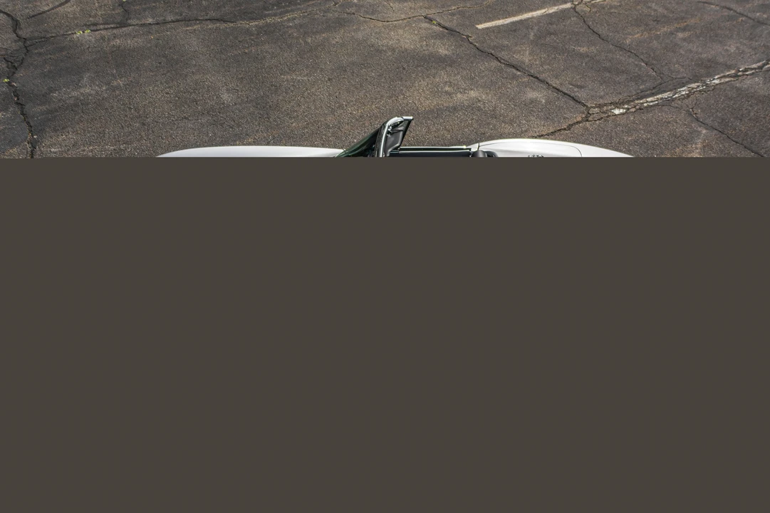 1964 Chevrolet Corvette C2 - Image 16 of 31