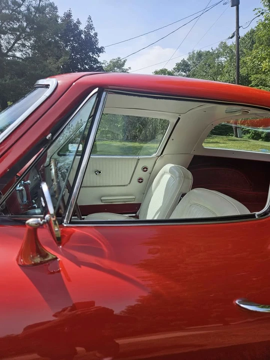 1964 Chevrolet Corvette C2 - Image 9 of 12