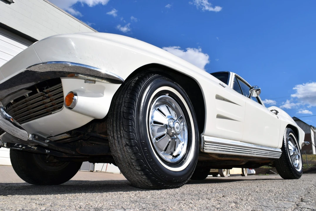 1964 Chevrolet Corvette C2 - Image 21 of 31