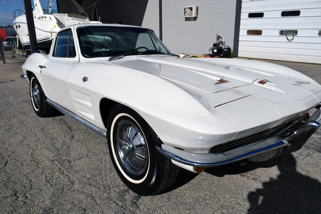 1964 Chevrolet Corvette C2 - Image 16 of 31