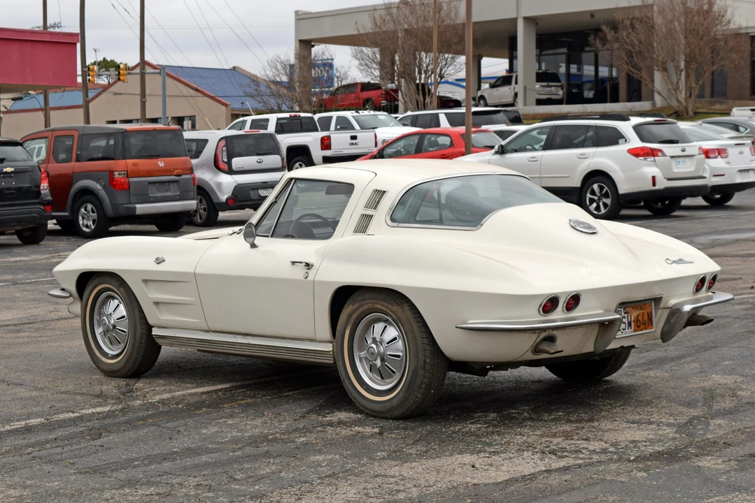 1964 Chevrolet Corvette C2 - Image 5 of 31