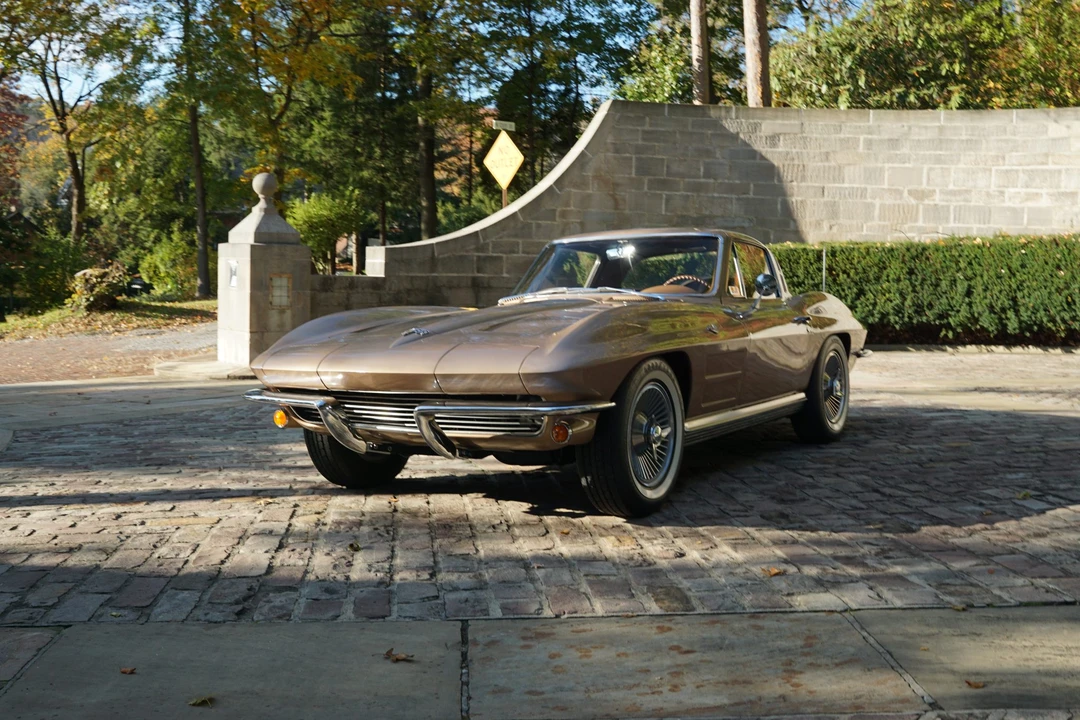 1964 Chevrolet Corvette C2 - Image 2 of 31