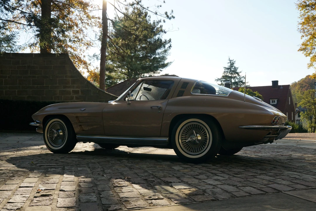 1964 Chevrolet Corvette C2 - Image 4 of 31