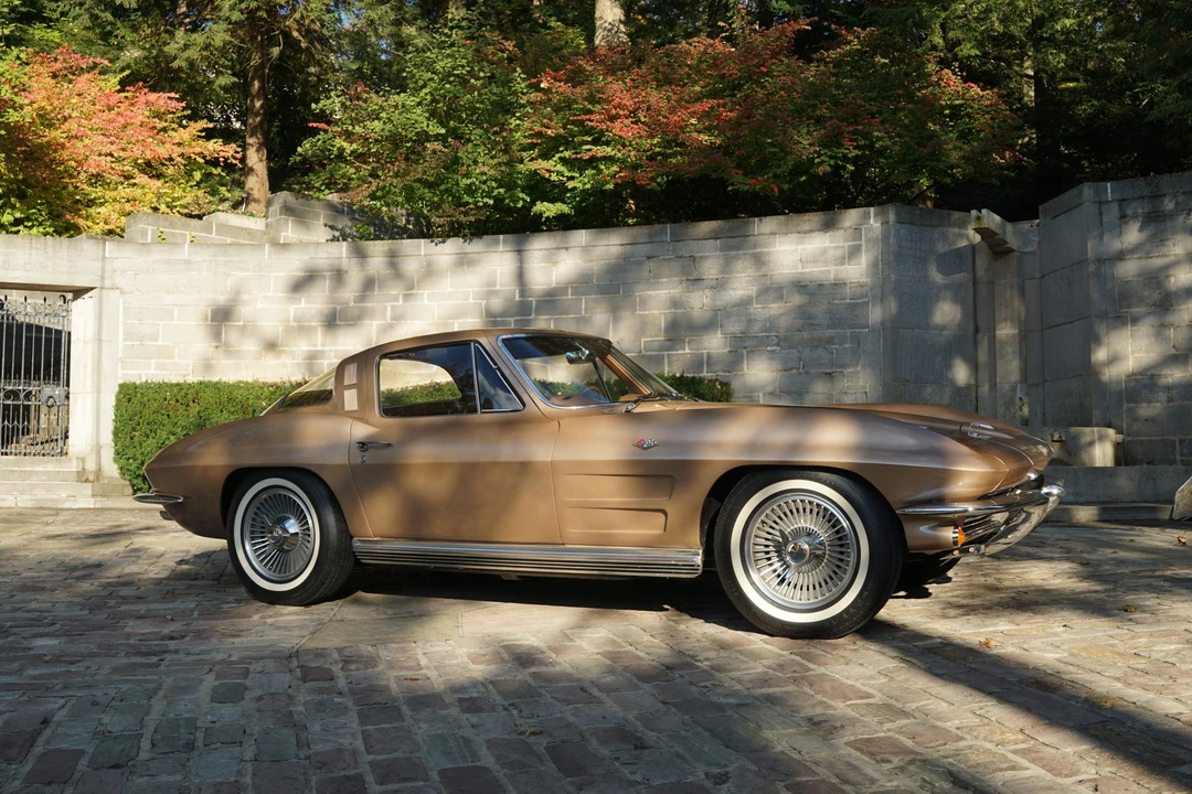 1964 Chevrolet Corvette C2 - Image 19 of 31