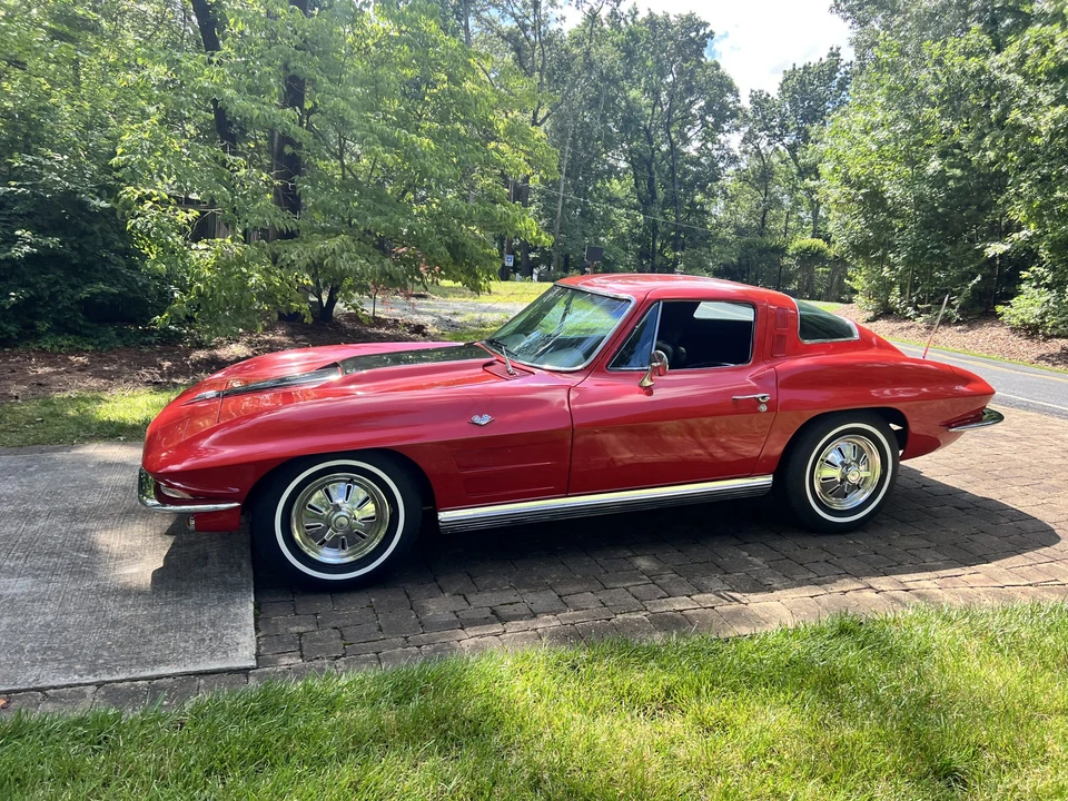 1964 Chevrolet Corvette C2 - Image 11 of 31