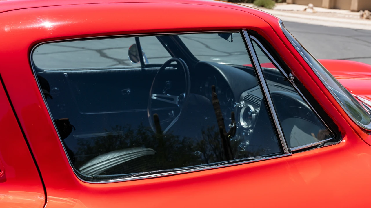 1964 Chevrolet Corvette C2 - Image 20 of 24