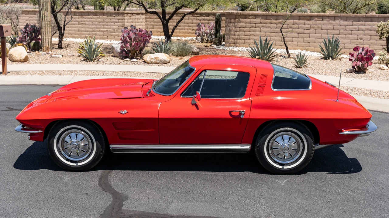 1964 Chevrolet Corvette C2 - Image 8 of 24