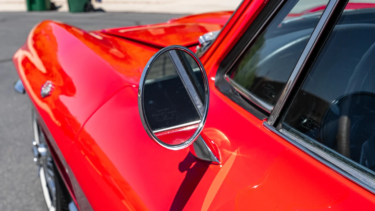 1964 Chevrolet Corvette C2 - Image 18 of 24