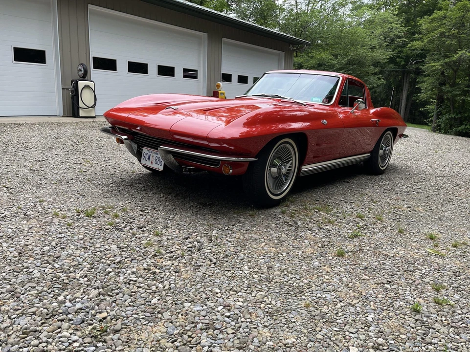 1964 Chevrolet Corvette C2 - Image 2 of 31