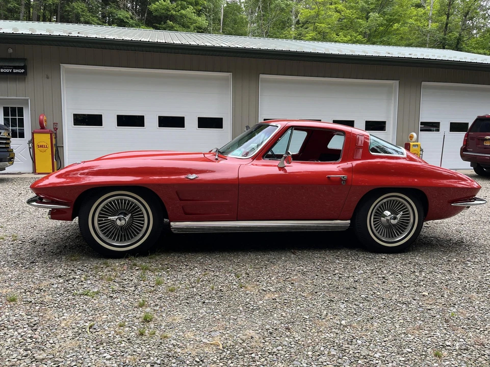 1964 Chevrolet Corvette C2 - Image 8 of 31