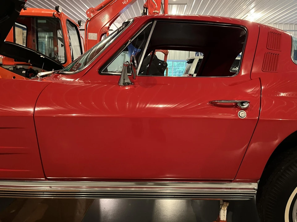 1964 Chevrolet Corvette C2 - Image 21 of 31