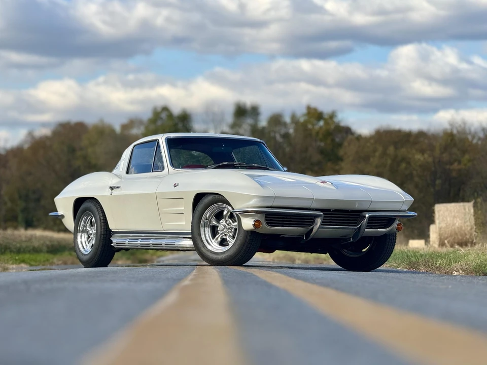 1964 Chevrolet Corvette C2 - Image 17 of 31