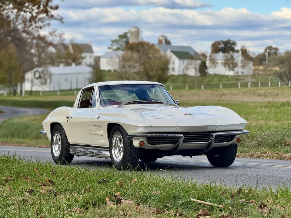 1964 Chevrolet Corvette C2 - Image 16 of 31