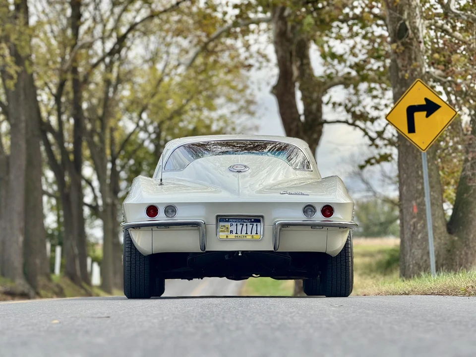 1964 Chevrolet Corvette C2 - Image 20 of 31
