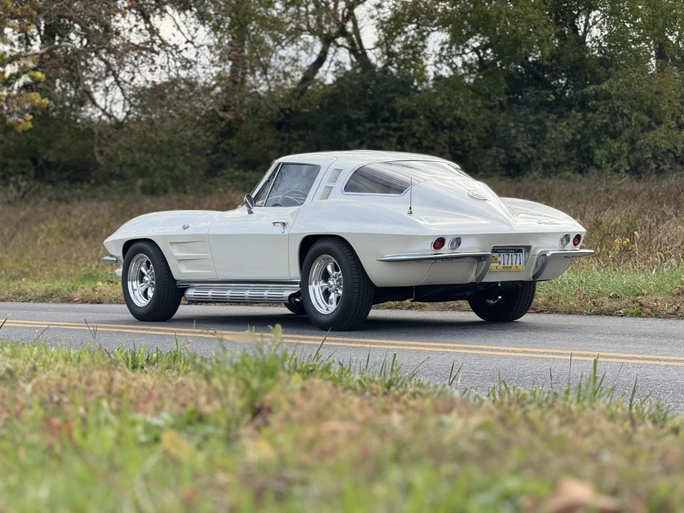 1964 Chevrolet Corvette C2 - Image 21 of 31