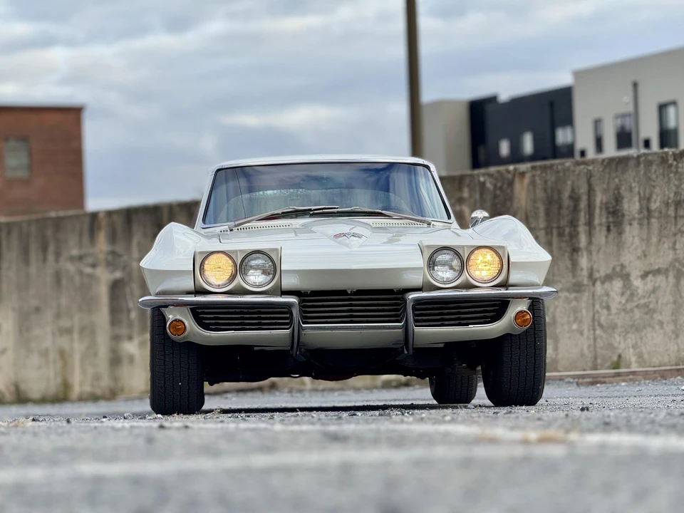 1964 Chevrolet Corvette C2 - Image 4 of 31