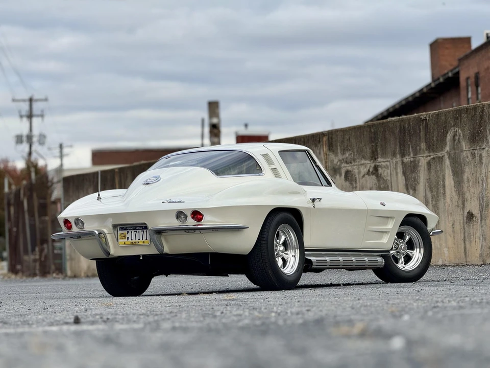 1964 Chevrolet Corvette C2 - Image 8 of 31