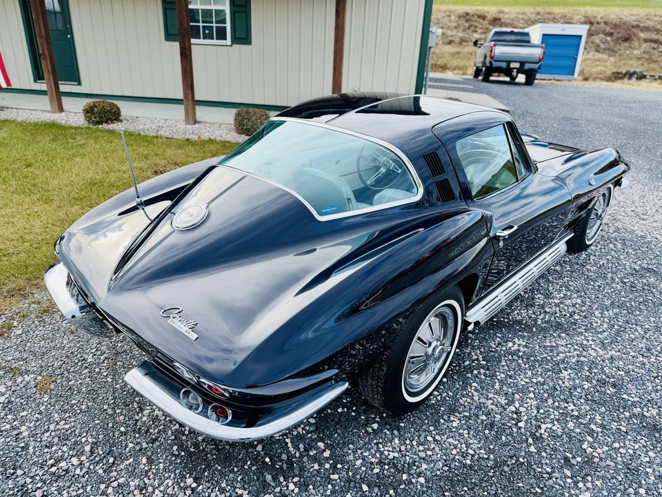 1964 Chevrolet Corvette C2 - Image 19 of 31