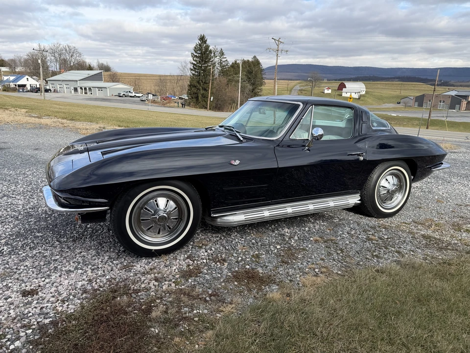 1964 Chevrolet Corvette C2 - Image 2 of 31