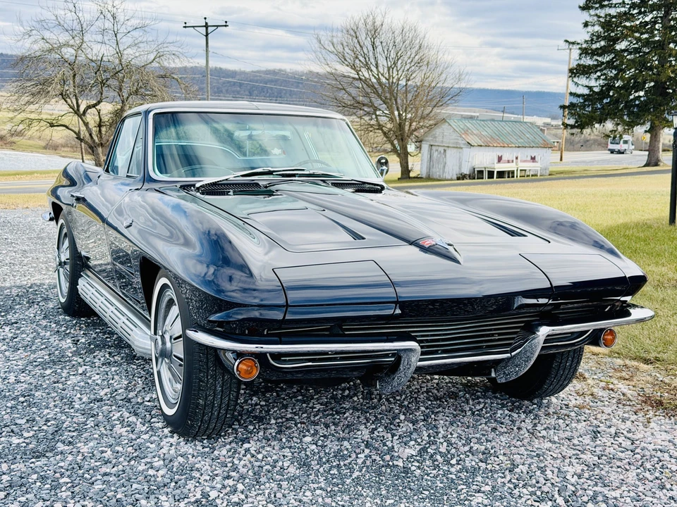 1964 Chevrolet Corvette C2 - Image 10 of 31