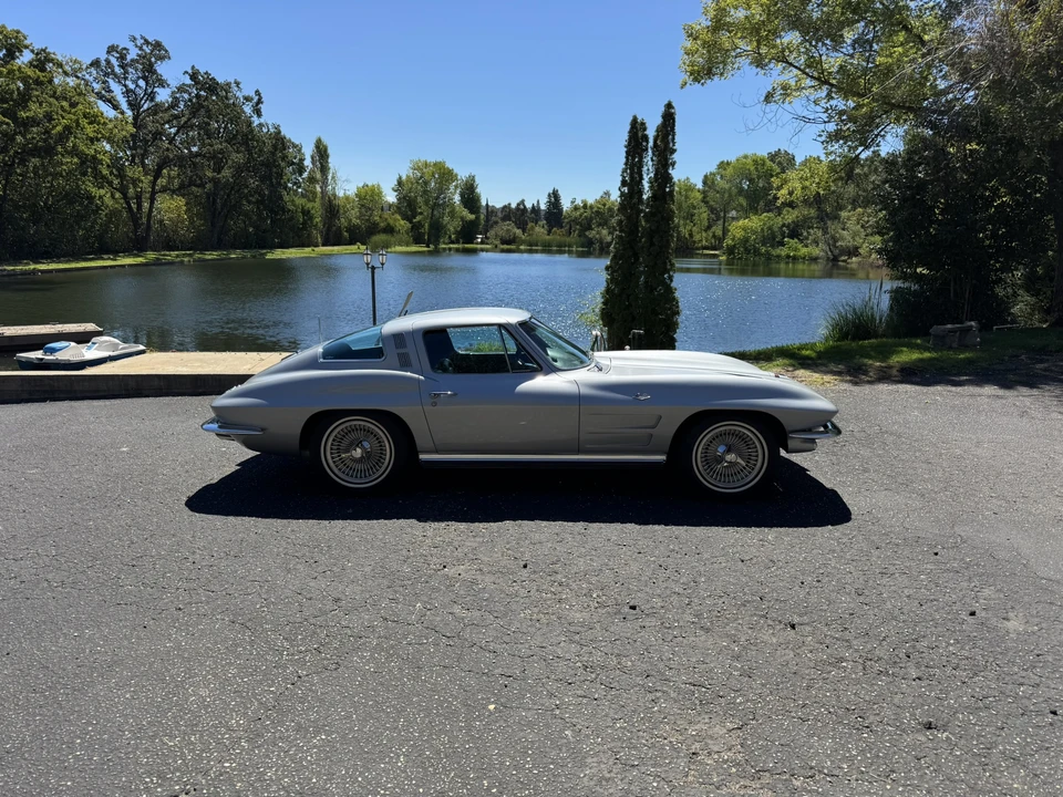1964 Chevrolet Corvette C2 - Image 7 of 31