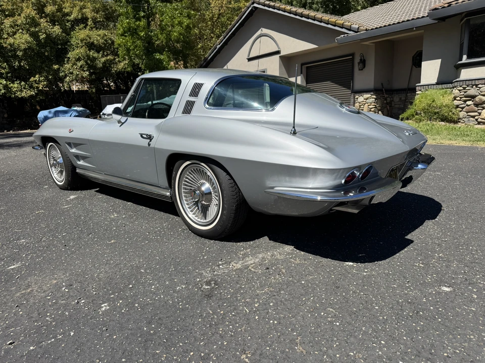 1964 Chevrolet Corvette C2 - Image 4 of 31